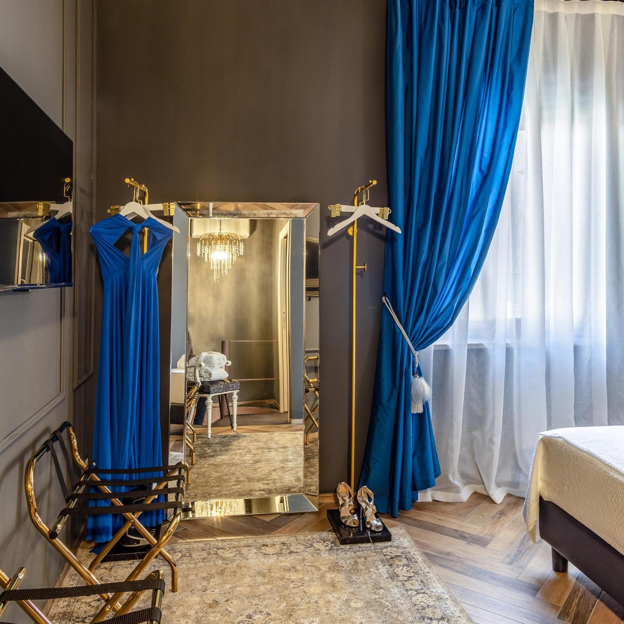 Residenze Carlo Alberto - Boutique Apartment Verona Bagian luar foto
